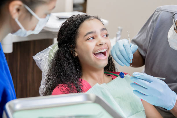 Best Emergency Root Canal Treatment in Crooked Lake Park, FL