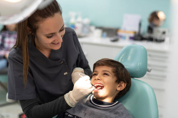 Best Emergency Dental Care for Broken or Chipped Teeth in Crooked Lake Park, FL