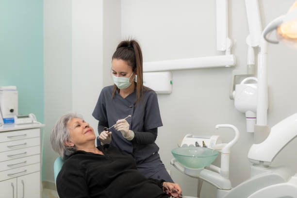 Best Cosmetic Emergency Dentistry in Crooked Lake Park, FL